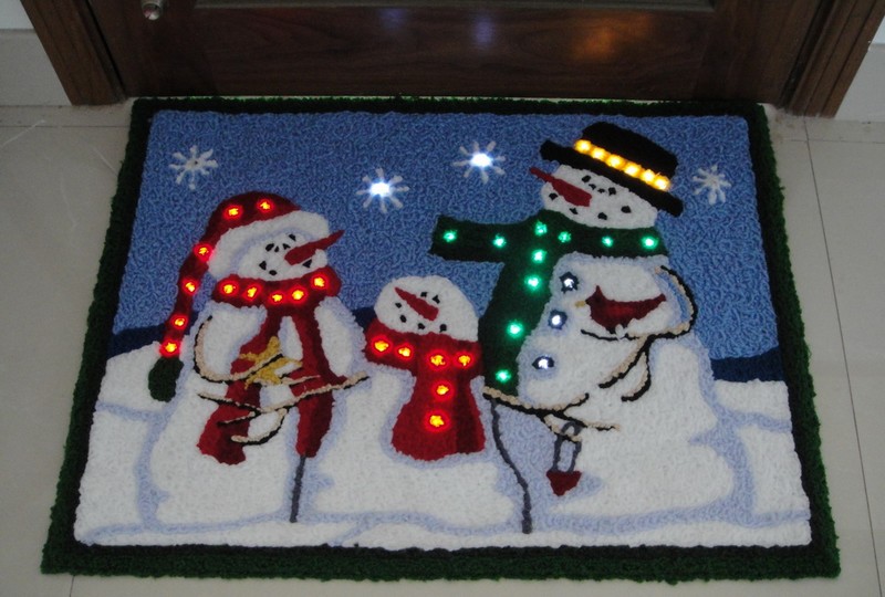 FY-002-F01 Natale Pupazzo di neve TRUFTING ZERBINO tappeto della lampadina FY-002-F01 buon Natale Pupazzo di neve TRUFTING ZERBINO tappeto della lampadina - Gamma leggera Carpetfornitore della Cina